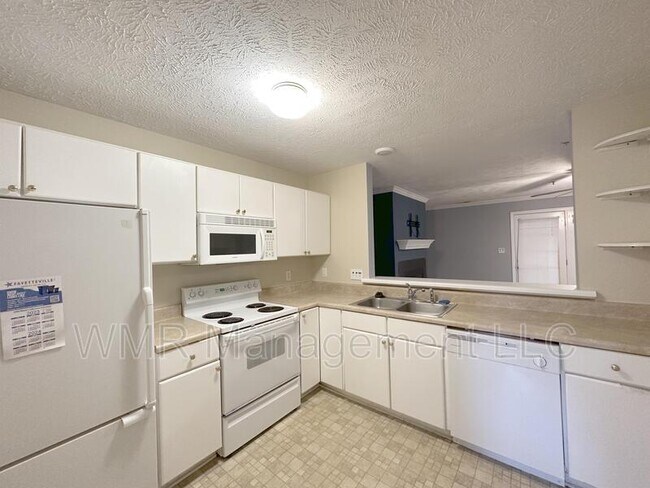 Photo - 410 Bubble Creek Ct Unit 8