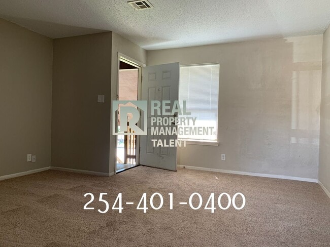 Photo - 2214 Saulsbury Dr Unit C
