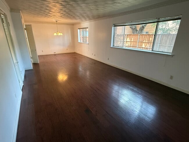 8620 Baltimore Dr Unit 101