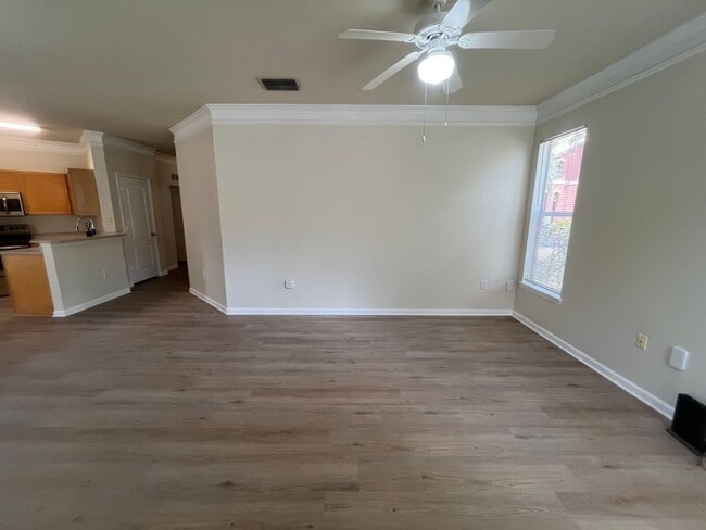 Photo - 8819 Villa View Cir Unit 107