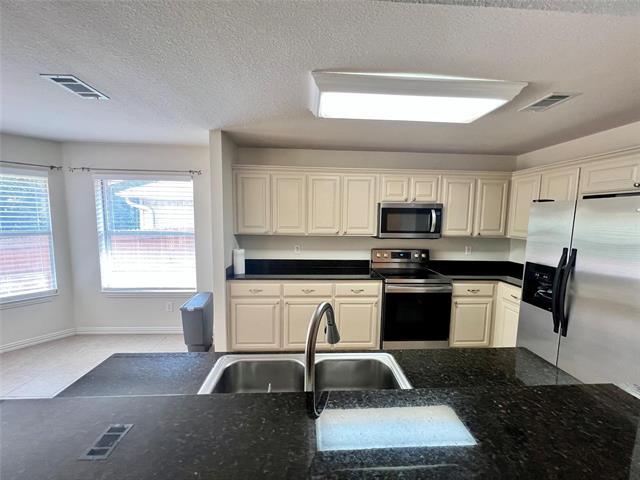 Photo - 4324 Stone Hollow Way