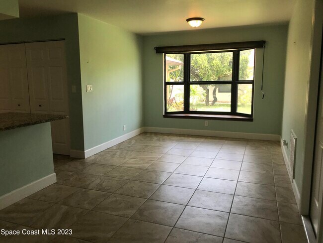 Photo - 136 Atlantic Dr