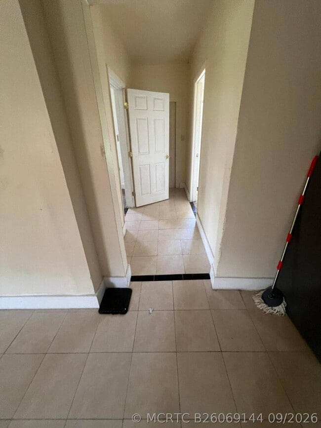 Photo - 421 N 10th St