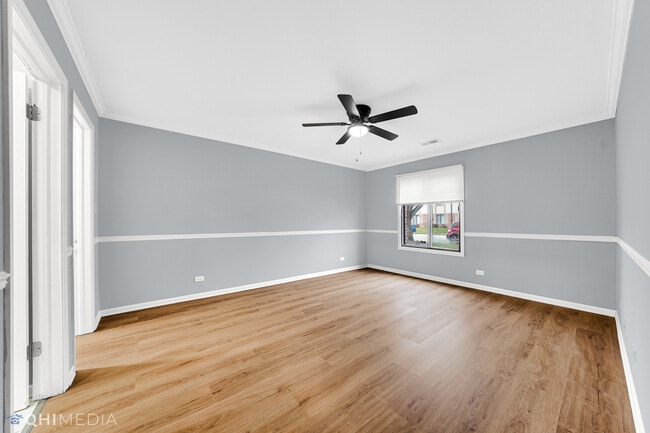 Photo - 917 Knottingham Dr Unit 1A