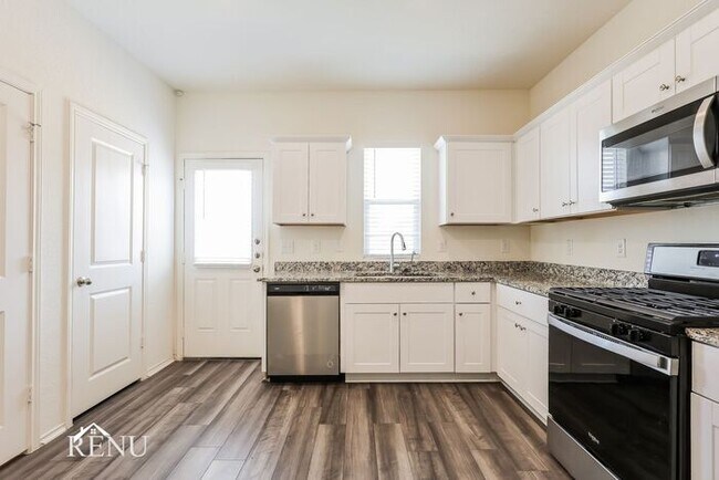 Photo - 5139 Firefly Hls