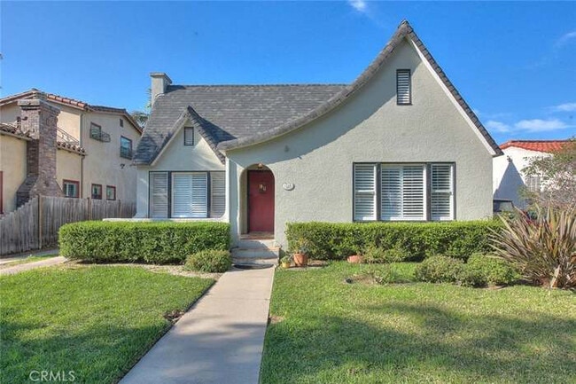 Building Photo - 1114 S Birch St