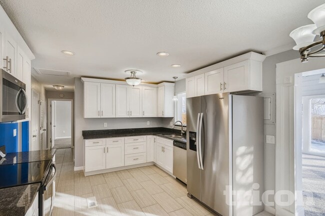 Photo - 3222 Greenwood Cir