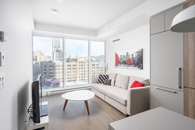Photo - 1188 Rue Saint-Antoine O Unit 901