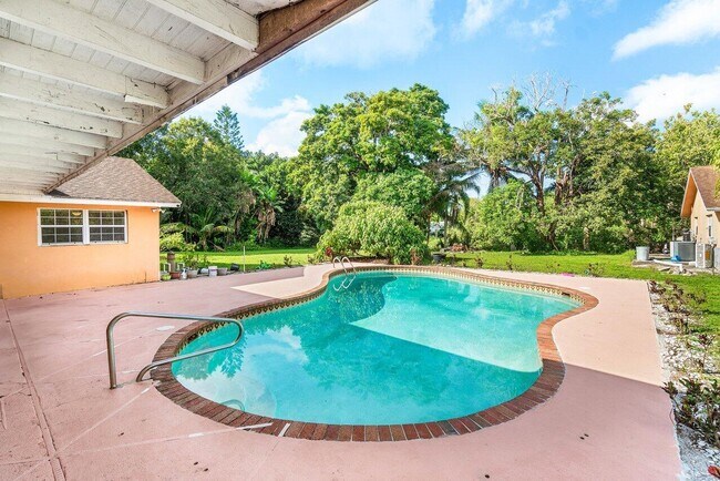 Photo - 5313 Colbright Rd