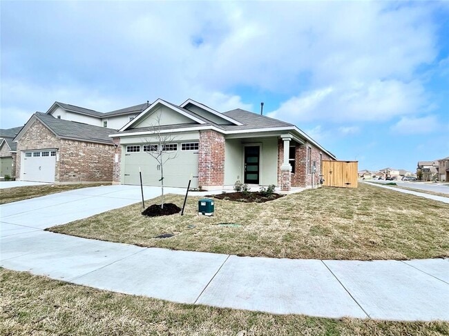 Photo - 305 Milliner Lp