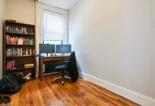 Photo - 125 Saint Botolph St Unit 1