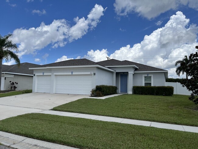 Building Photo - 3822 Milflores Dr Rental