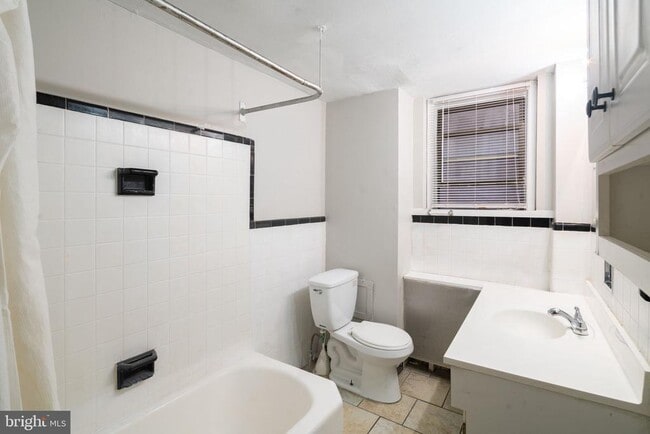 Photo - 1321 Spruce St