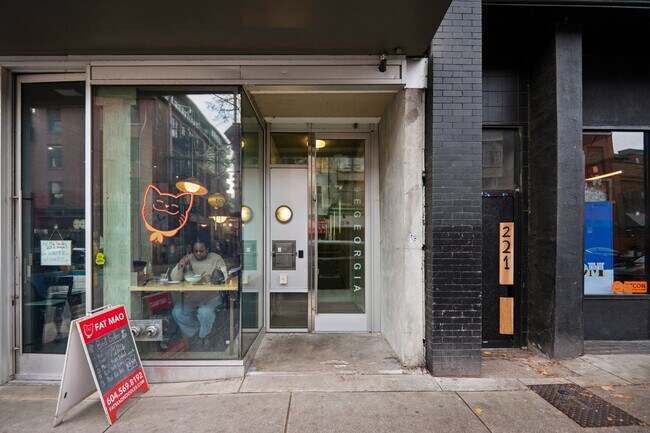 Photo - 219 E Georgia St