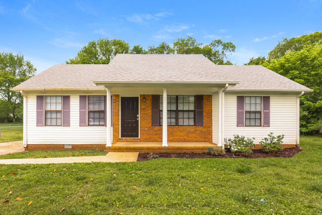 Photo - 164 Cedarwood Ct Casa