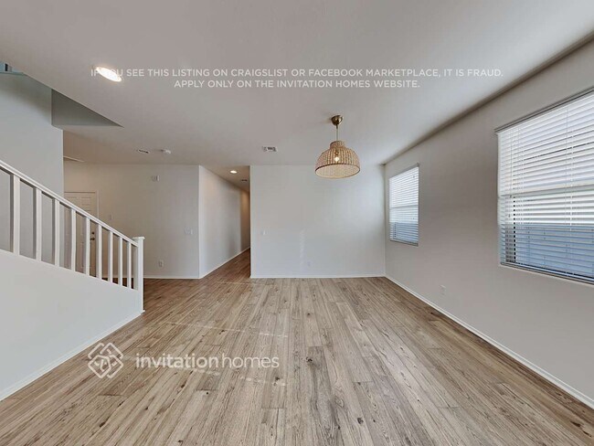 Photo - 2152 W Emrie Ave