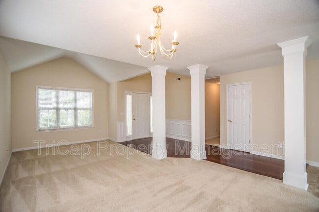 Photo - 102 Bonhill Ct