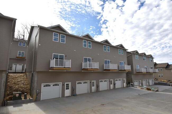 Photo - 822 Puzzle Pl