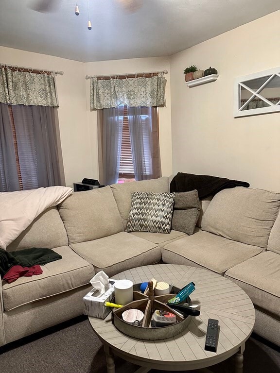 Building Photo - 19 Boston Ave Unit 1