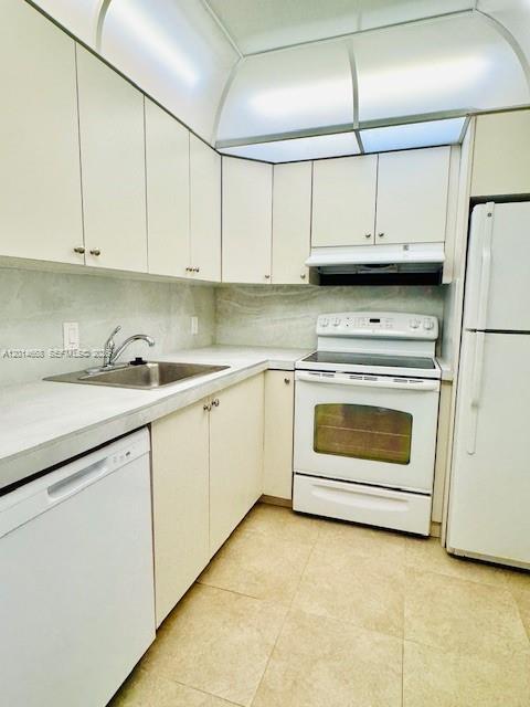 Photo - 2425 NE 135th St Unit 403