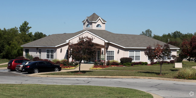 Crestview Senior Duplexes - Crestview Senior Duplexes Apartments