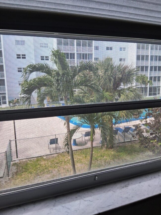 Photo - 301 NE 14th Ave Unit 202