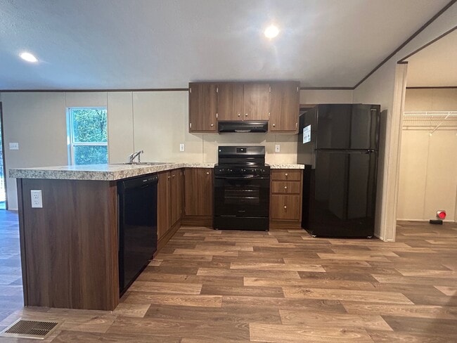 Photo - 122 Allene Cir