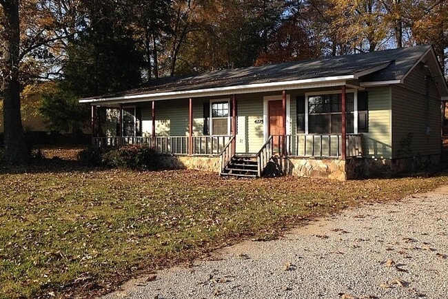 Building Photo - 4225 Old Memphis Pike