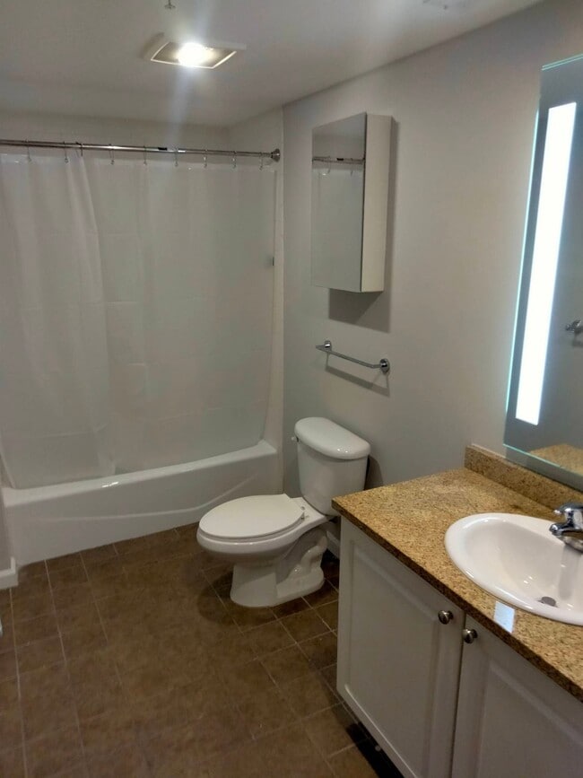 Photo - 52 Imlay St Unit 1b