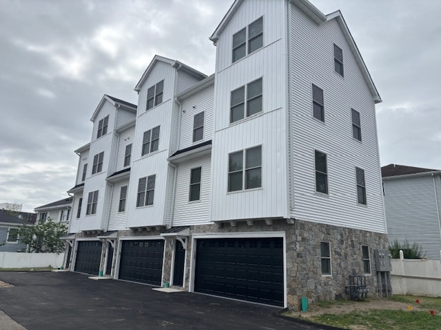 Building Photo - 23 Finney Ln Unit 23 Finney Lane  D Rental