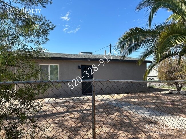 Photo - 302 E District St