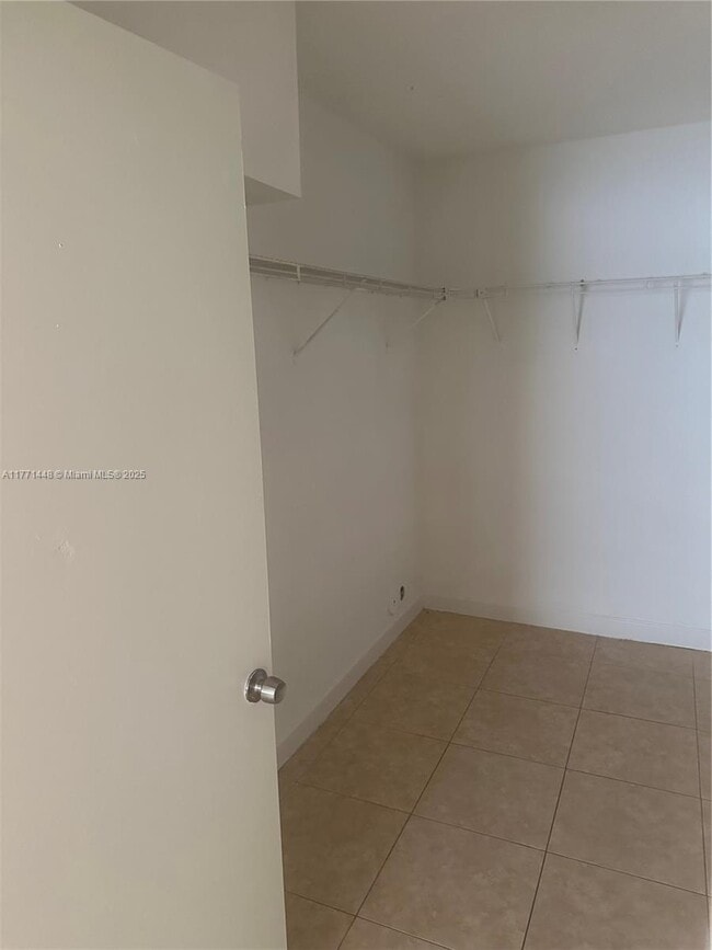 Photo - 3670 N 56th Ave