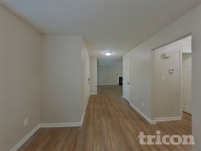 Photo - 2921 Barbee Ct