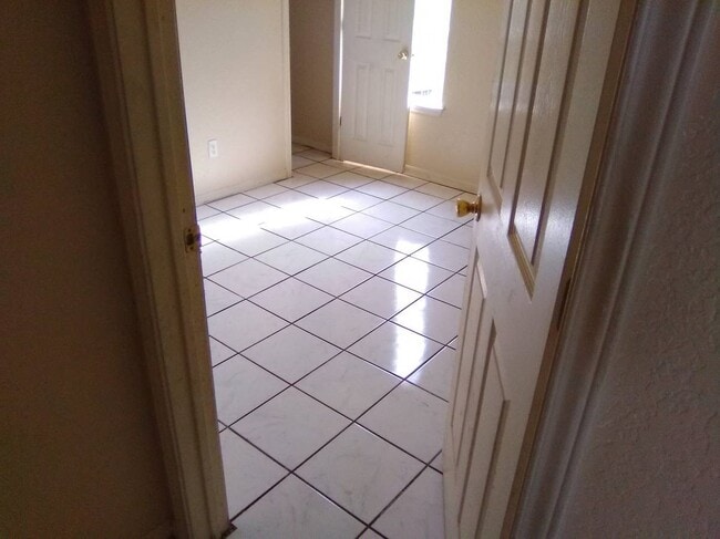 Photo - 2903 cantabrian dr