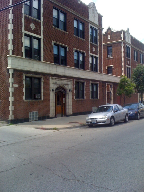 Photo - 2351 W Wilson Ave Apartment Unit 202