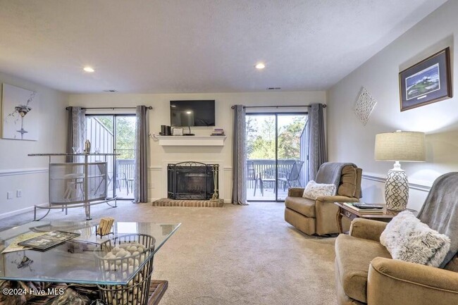 Photo - 925 Morganton Rd Townhome