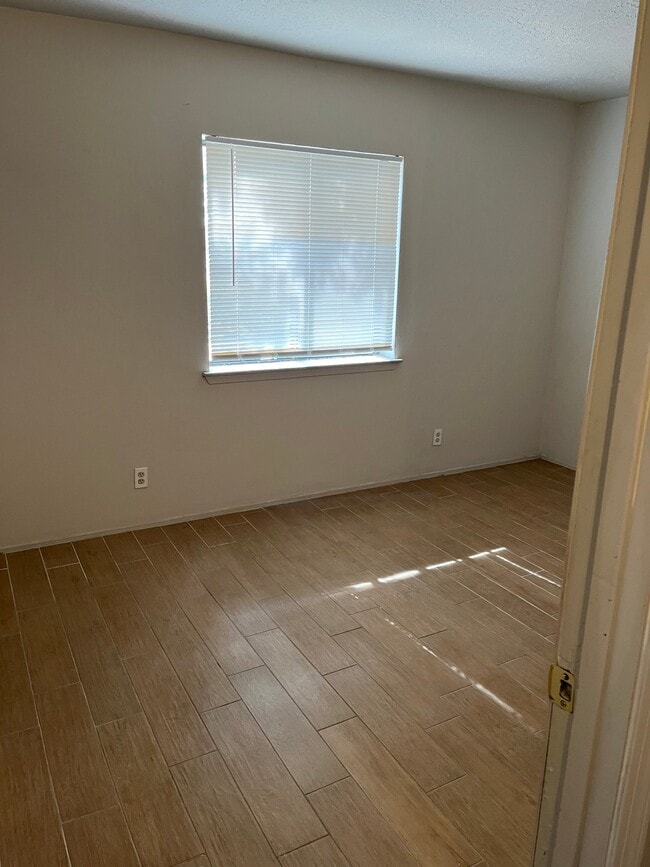 Photo - 417 Georgia St SE Unit 3
