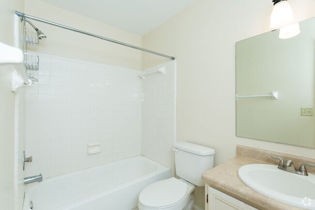 Building Photo - 105 Whetherbine Way W Rental