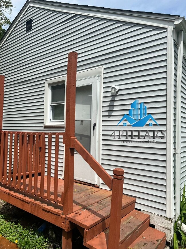 Photo - Charming 2 Bedroom Duplex in La Porte with... Unit 1406