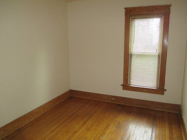 Photo - 1123 W 24th St Unit 1