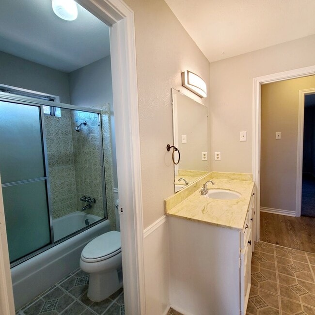 Photo - 11350/52 Quail Run St Unit 11352QR