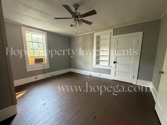 122 Grady Smith St