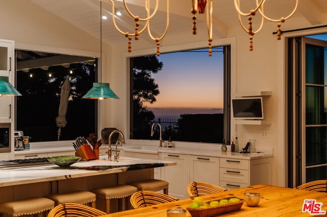 Photo - 5770 Busch Dr