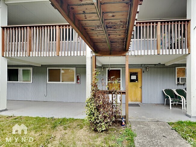 Building Photo - 22707 30th Ave S Unit 2 Rental