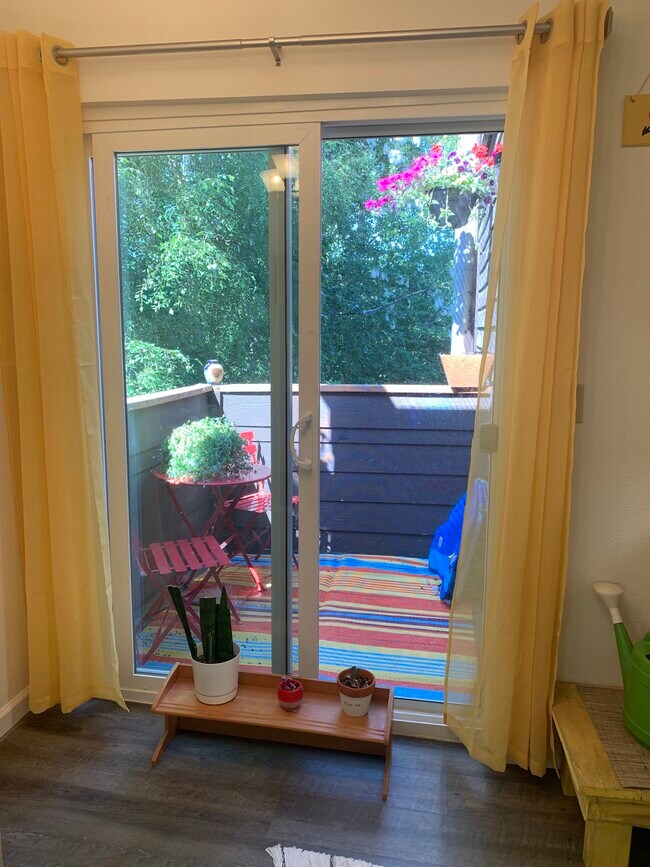 Photo - 2231 Unidad D