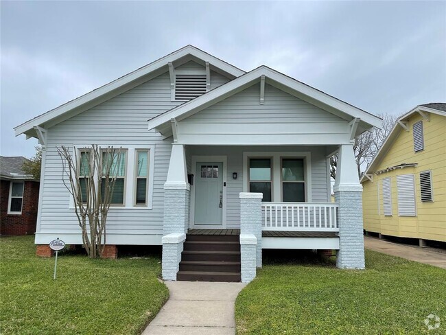 Building Photo - 4720 Woodrow Ave Rental
