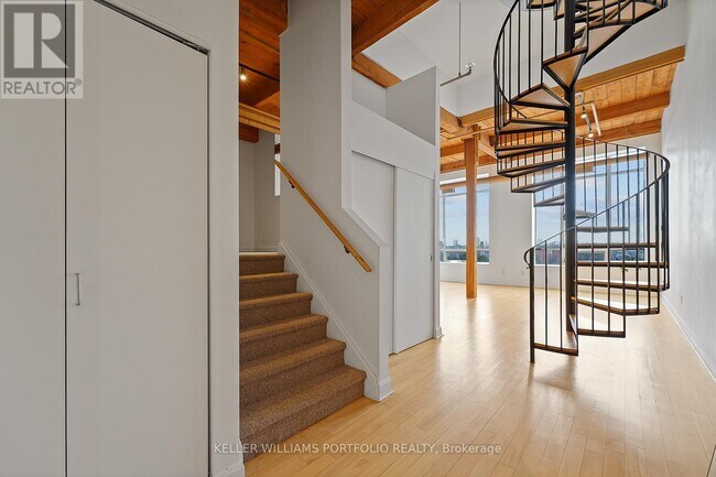 Photo - 993 Queen St W Unit PH21