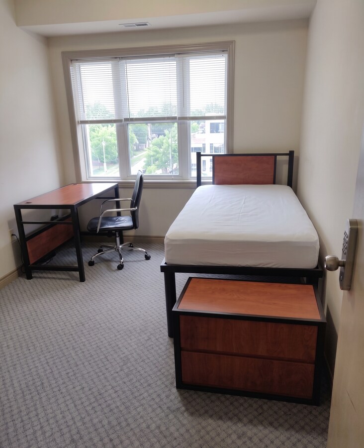 Photo - 251-251 Lester St Unit 2