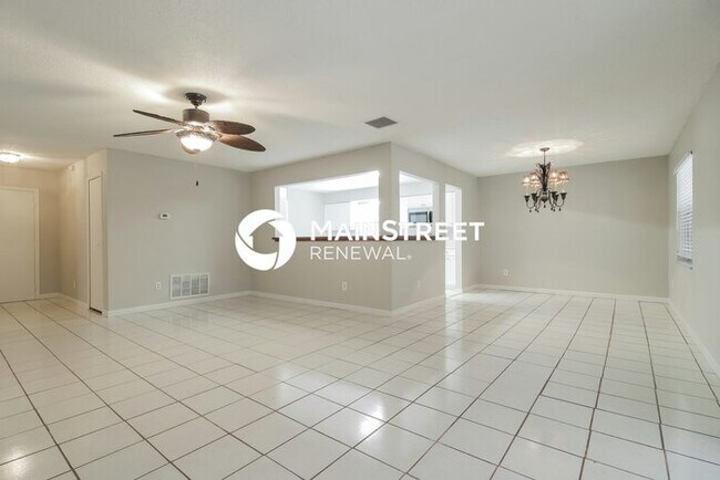 Photo - 4 Bedroom Pet-Friendly Home in Winter Springs, FL with Main Street Renewal