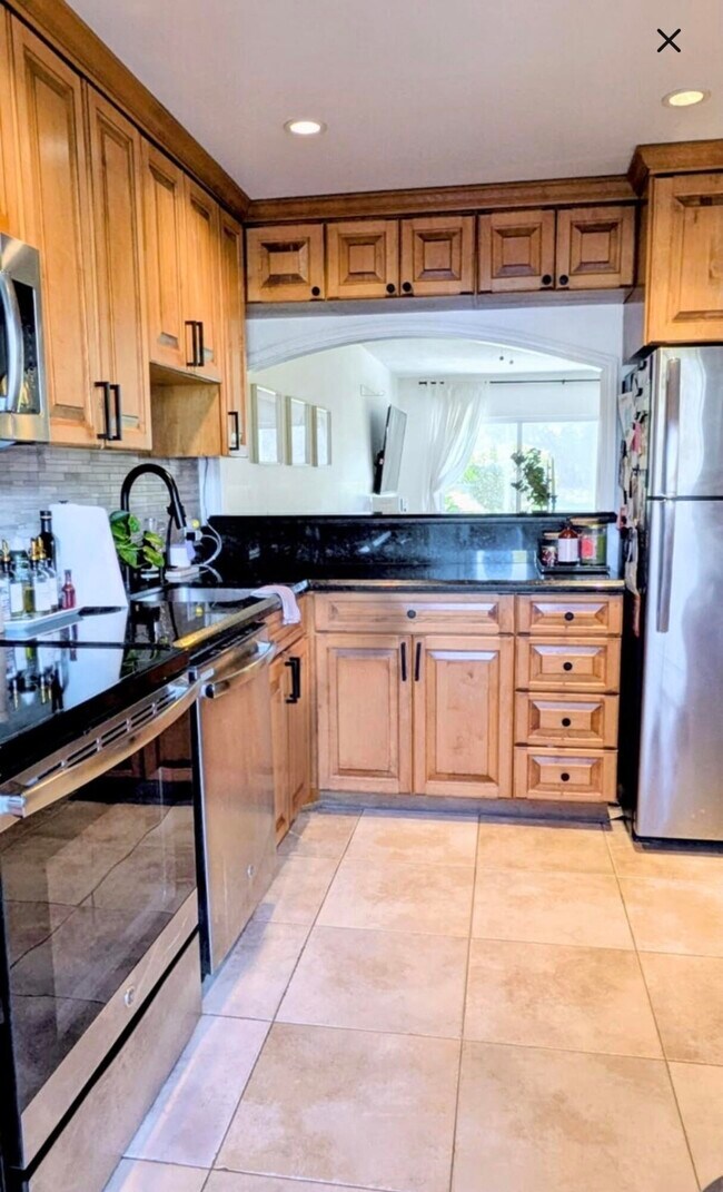 Photo - 3100 N Palm Aire Dr Unidad 107